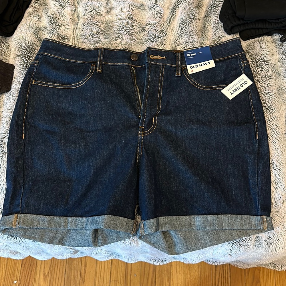 High rise old navy shorts